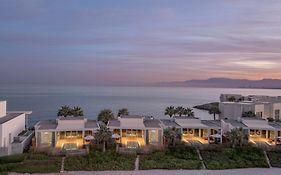 منتجع وسبا إنتركونتيننتال رأس الخيمة ميناء العرب، أحد الفنادق من مجموعة فنادق إنتركونتيننتال